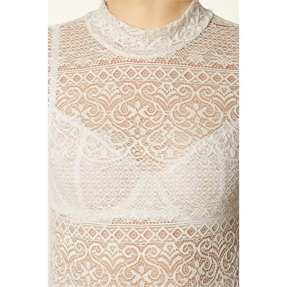 Forever 21 Lace Mockneck Bodysuit - Picture 5 of 5